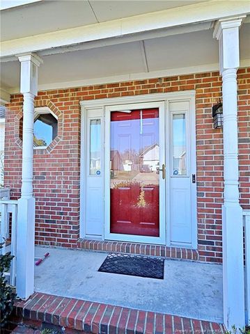 5218 Pringle Way, Hope Mills, NC 28348