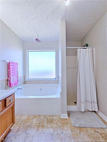 5218 Pringle Way, Hope Mills, NC 28348