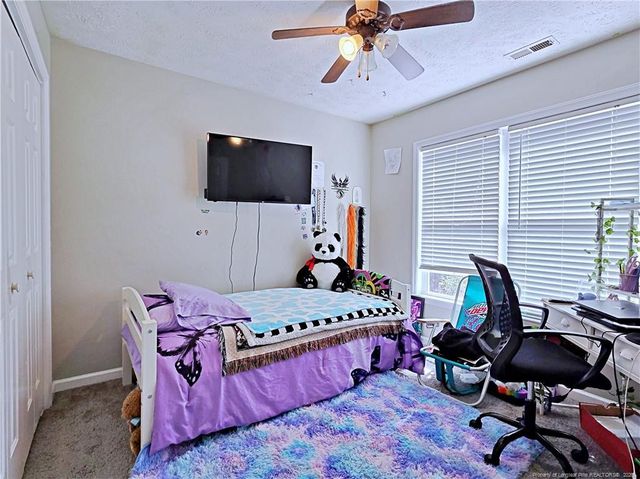 5218 Pringle Way, Hope Mills, NC 28348