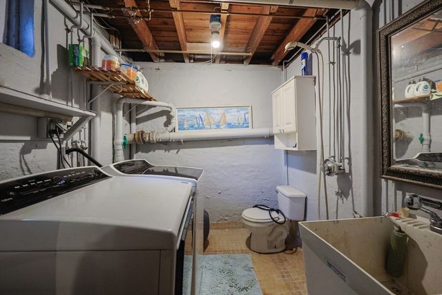 25 Brewster Rd, Framingham, MA 01702