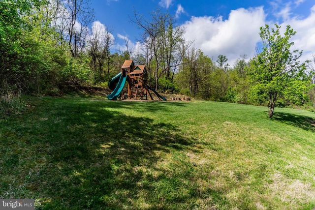1852 SHEEPFORD ROAD, Mechanicsburg, PA 17055