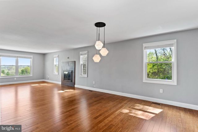 1852 SHEEPFORD ROAD, Mechanicsburg, PA 17055