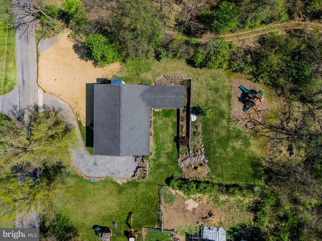 1852 SHEEPFORD ROAD, Mechanicsburg, PA 17055