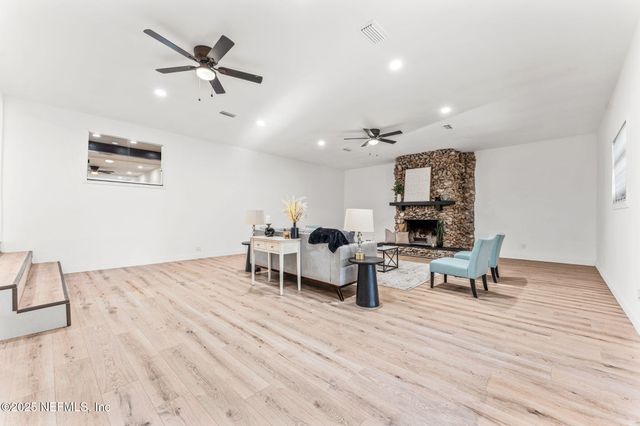 6211 FIRESTONE Road, Jacksonville, FL 32244