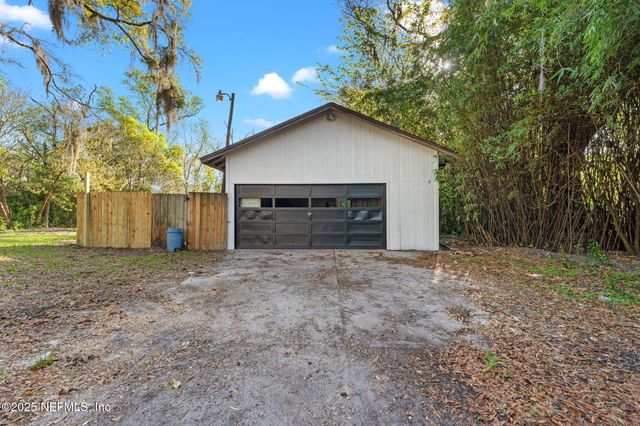 6211 FIRESTONE Road, Jacksonville, FL 32244