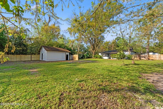 6211 FIRESTONE Road, Jacksonville, FL 32244