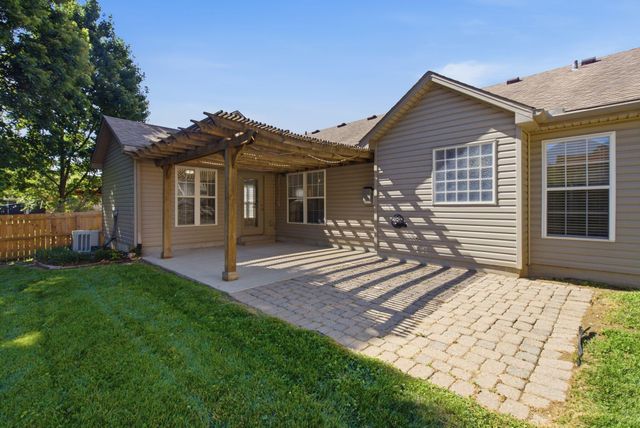 2752 Jessica Lane, Lexington, KY 40511