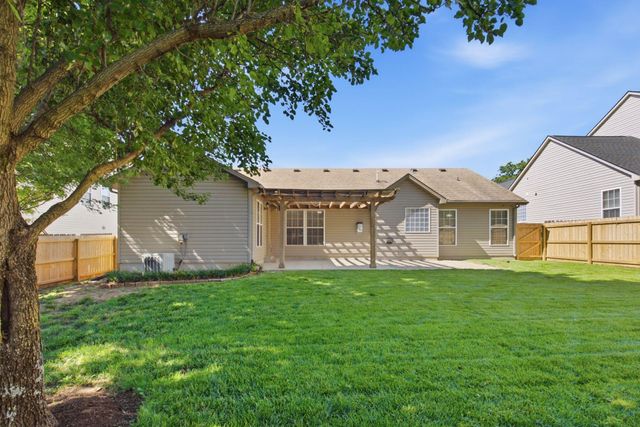 2752 Jessica Lane, Lexington, KY 40511