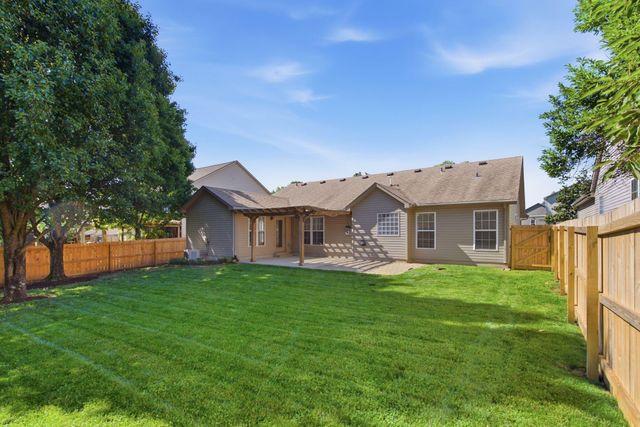 2752 Jessica Lane, Lexington, KY 40511
