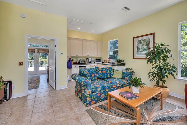 123 Plemmons Drive, St Simons Island, GA 31522