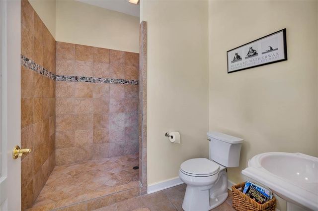 123 Plemmons Drive, St Simons Island, GA 31522