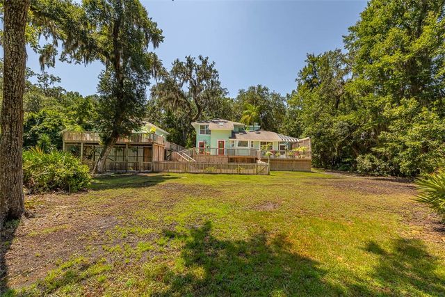 123 Plemmons Drive, St Simons Island, GA 31522
