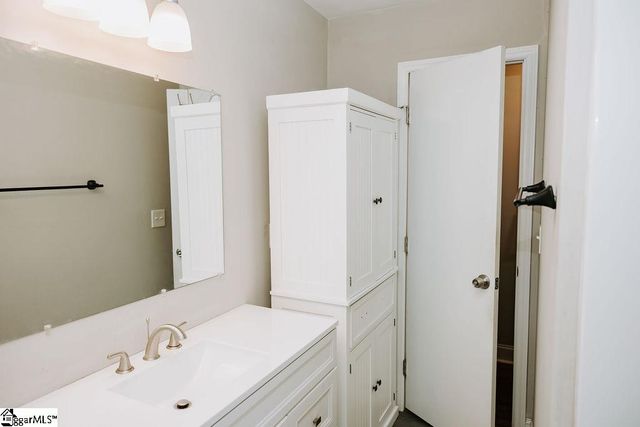 2 Polly Street, Honea Path, SC 29654
