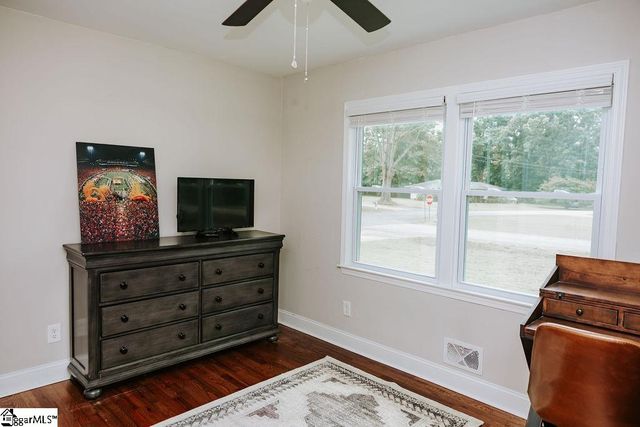 2 Polly Street, Honea Path, SC 29654