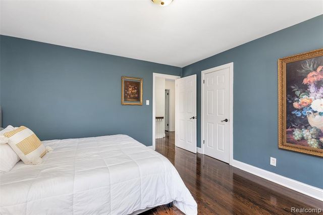 18221 Muirland Rd, Detroit, MI 48221