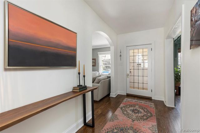 18221 Muirland Rd, Detroit, MI 48221