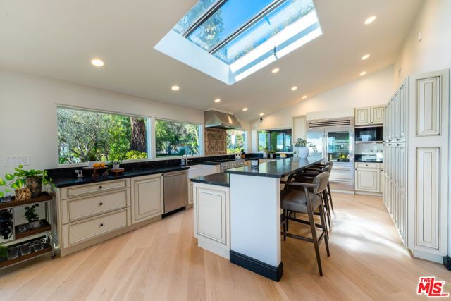 21607 Rambla Vista, Malibu, CA 90265