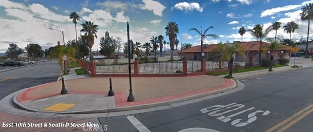 125 E 10th St, Perris, CA 92570