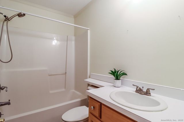 633 Danbury Road APT 21, Ridgefield, CT 06877