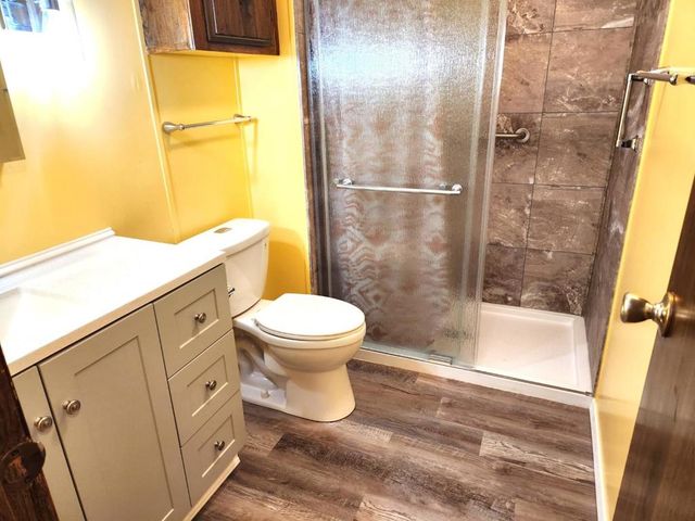 1075 Space Park Way, Mountain View, CA 94043