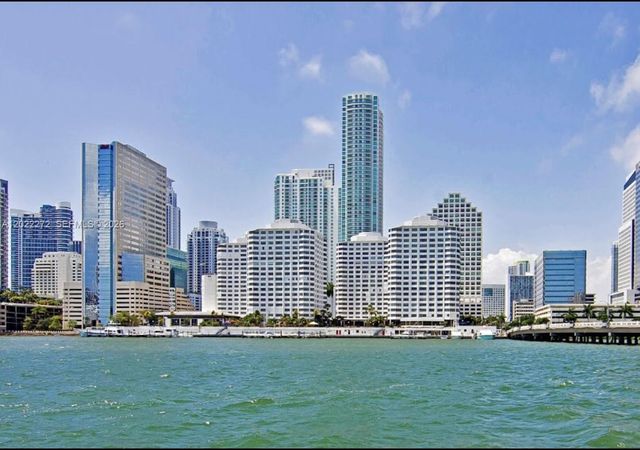 999 Brickell Bay Drive 209, Miami, FL 33131