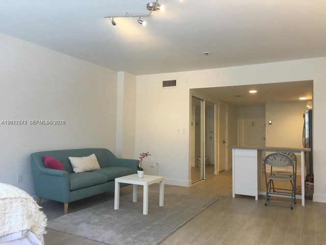 999 Brickell Bay Drive 209, Miami, FL 33131