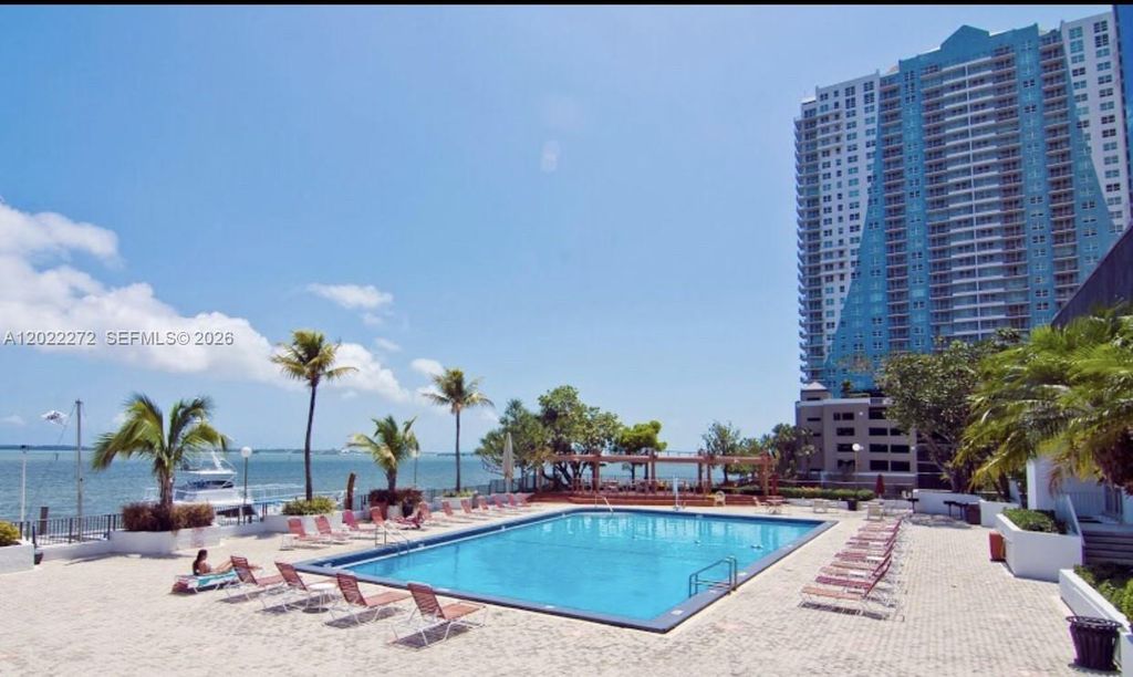 999 Brickell Bay Drive 209, Miami, FL 33131