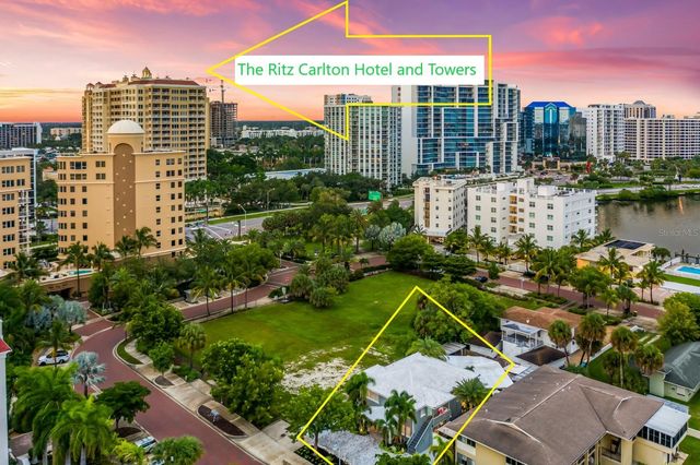 161 GOLDEN GATE POINT, Sarasota, FL 34236