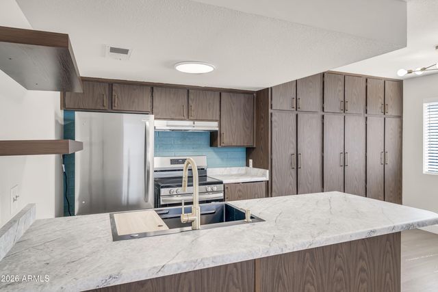 1042 N 84TH Place, Scottsdale, AZ 85257