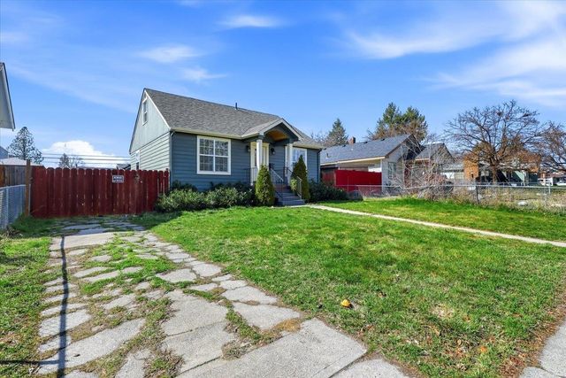 5023 N. HOWARD St, Spokane, WA 99205