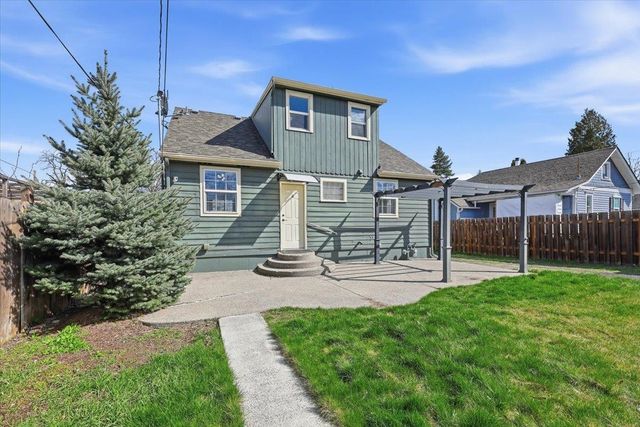 5023 N. HOWARD St, Spokane, WA 99205