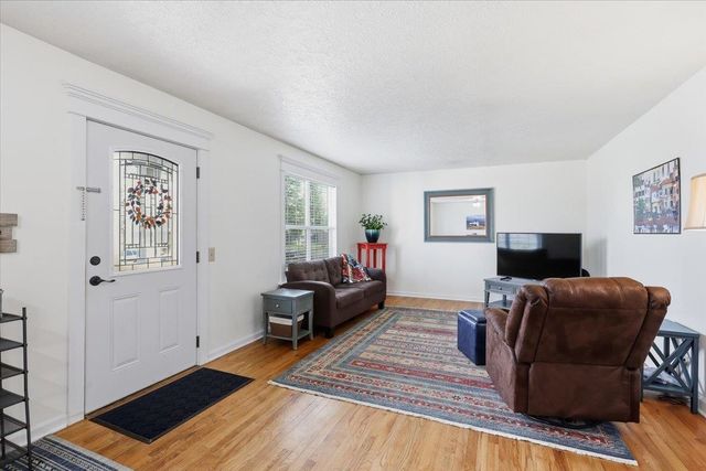 5023 N. HOWARD St, Spokane, WA 99205