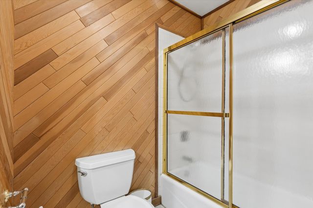 7517 Pheasant Drive, Lakewood, IL 60014