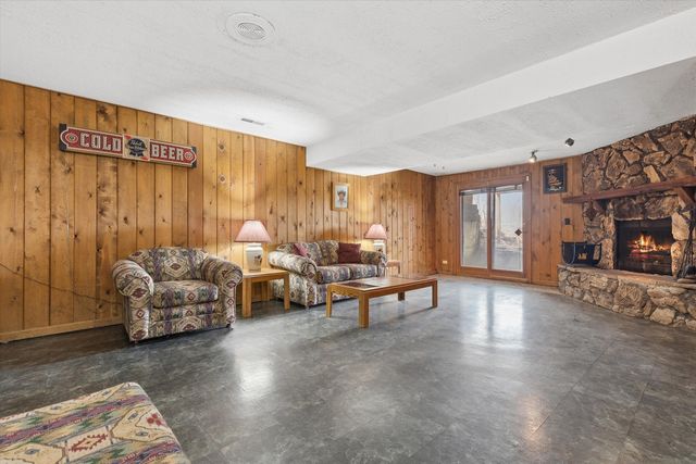 7517 Pheasant Drive, Lakewood, IL 60014