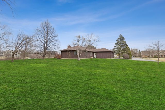 7517 Pheasant Drive, Lakewood, IL 60014