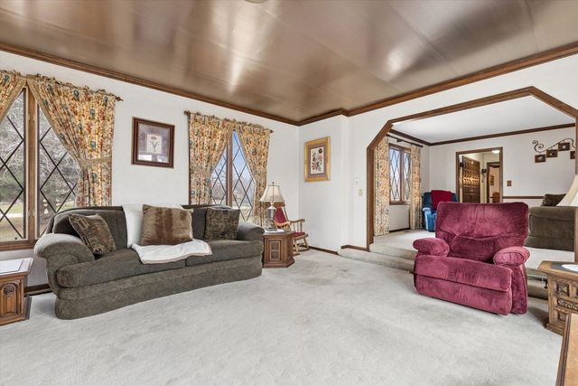 7517 Pheasant Drive, Lakewood, IL 60014