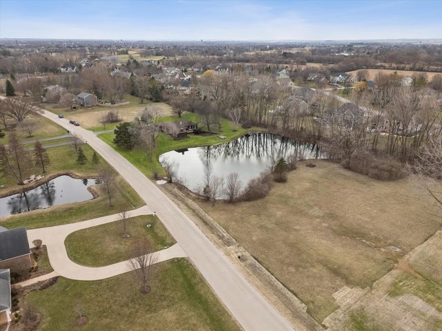 7517 Pheasant Drive, Lakewood, IL 60014