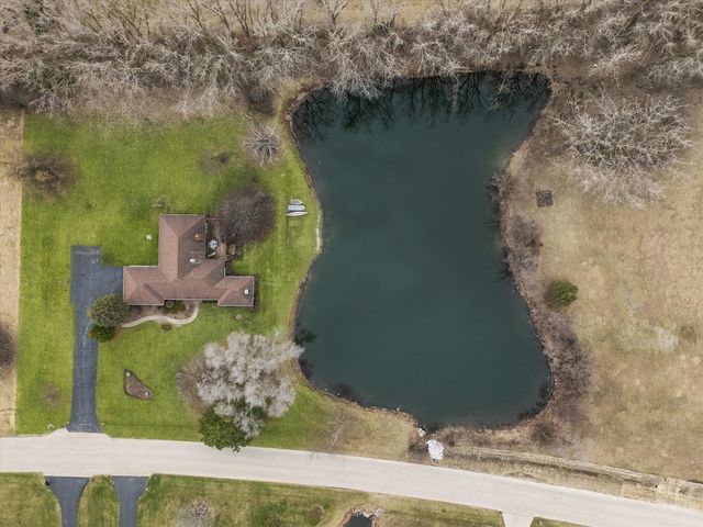 7517 Pheasant Drive, Lakewood, IL 60014