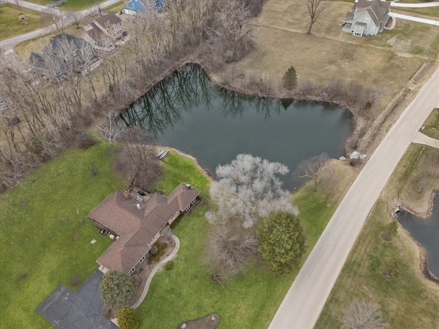 7517 Pheasant Drive, Lakewood, IL 60014