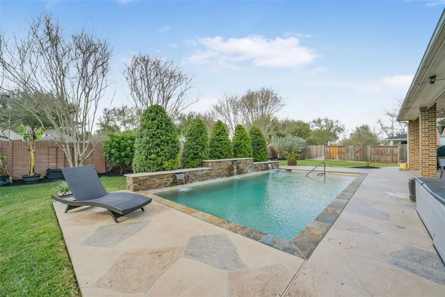 21214 Redcrest Manor Drive, Richmond, TX 77406