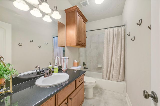 21214 Redcrest Manor Drive, Richmond, TX 77406