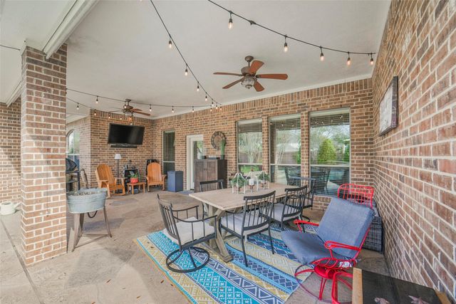 21214 Redcrest Manor Drive, Richmond, TX 77406