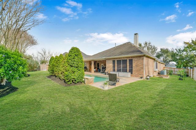 21214 Redcrest Manor Drive, Richmond, TX 77406