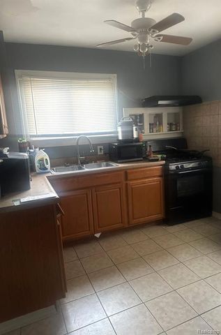 3407 Fulton Street, Saginaw, MI 48601