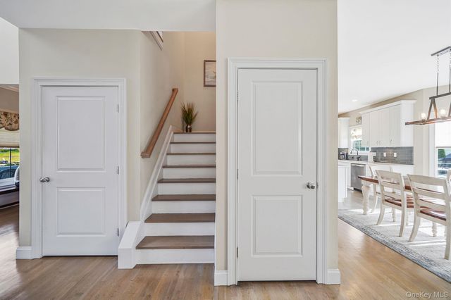 20 Dogwood Lane, East Moriches, NY 11940