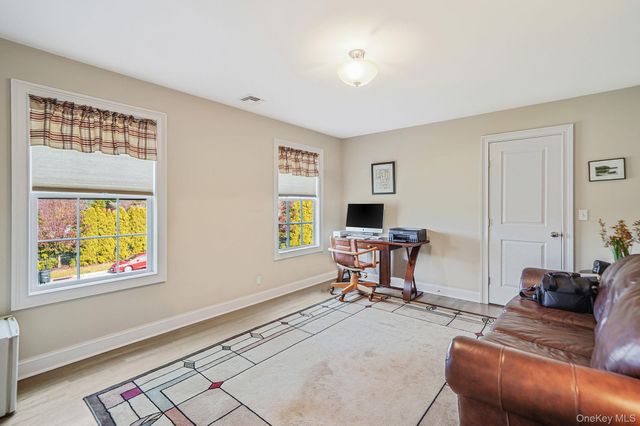 20 Dogwood Lane, East Moriches, NY 11940