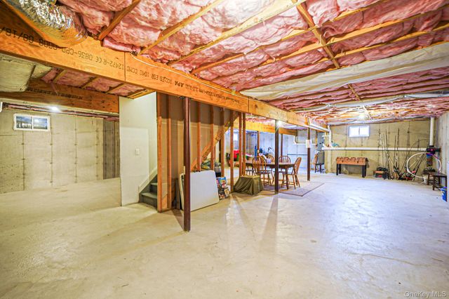 20 Dogwood Lane, East Moriches, NY 11940