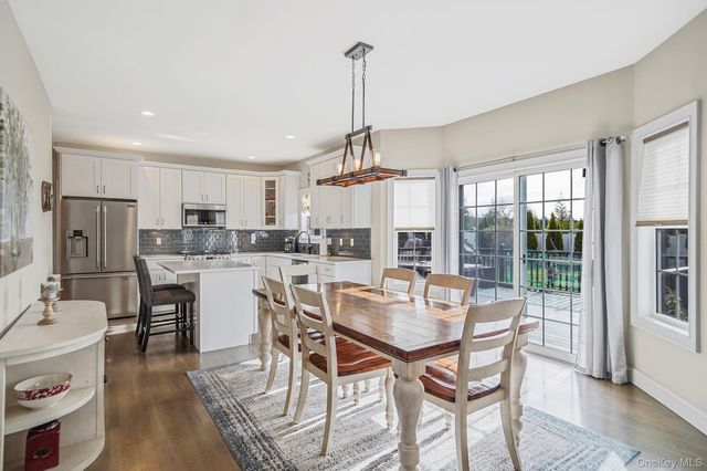 20 Dogwood Lane, East Moriches, NY 11940