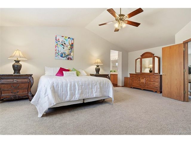 990 Quarterhorse Trl, Castle Rock, CO 80104