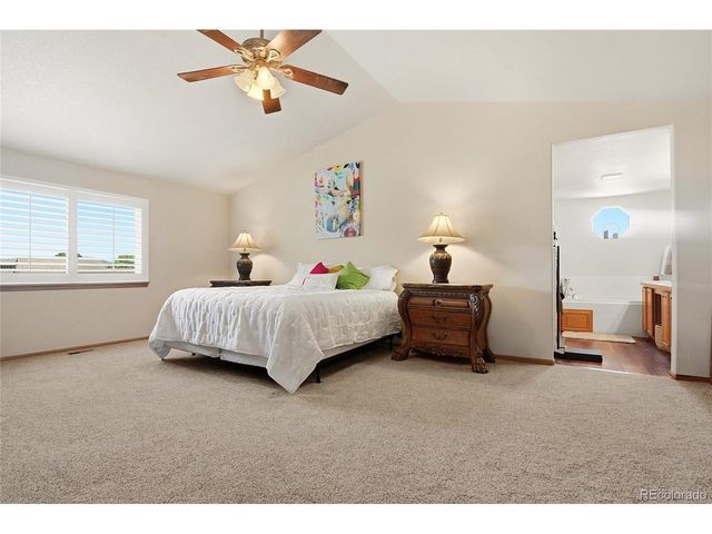 990 Quarterhorse Trl, Castle Rock, CO 80104